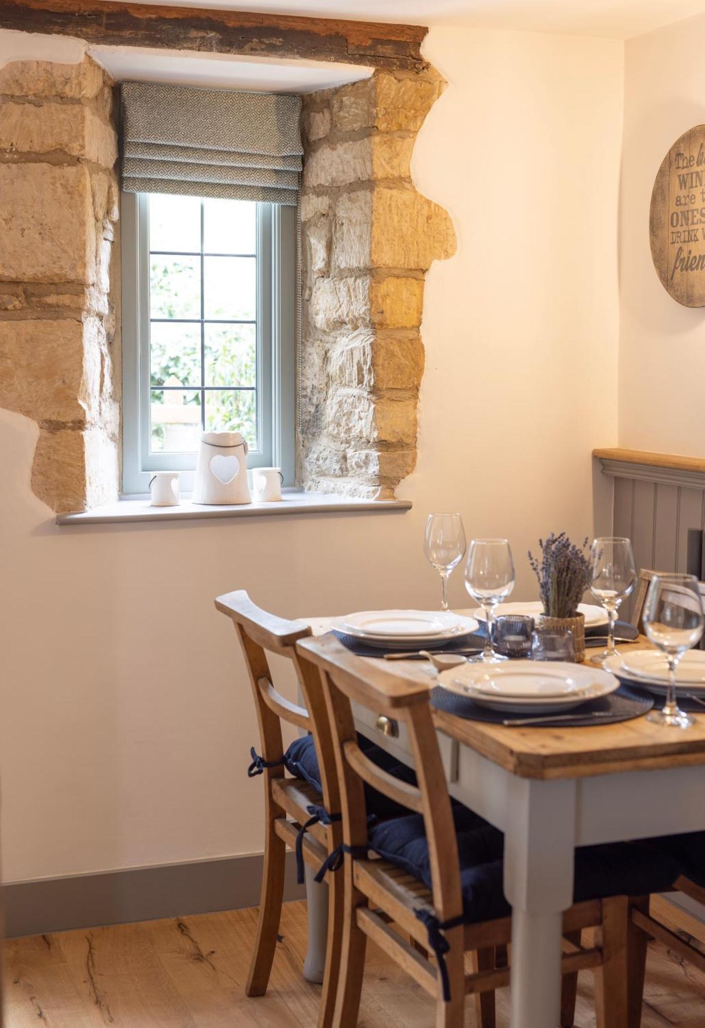 Cotswold Cottage With Hot Tub Bledington 外观 照片