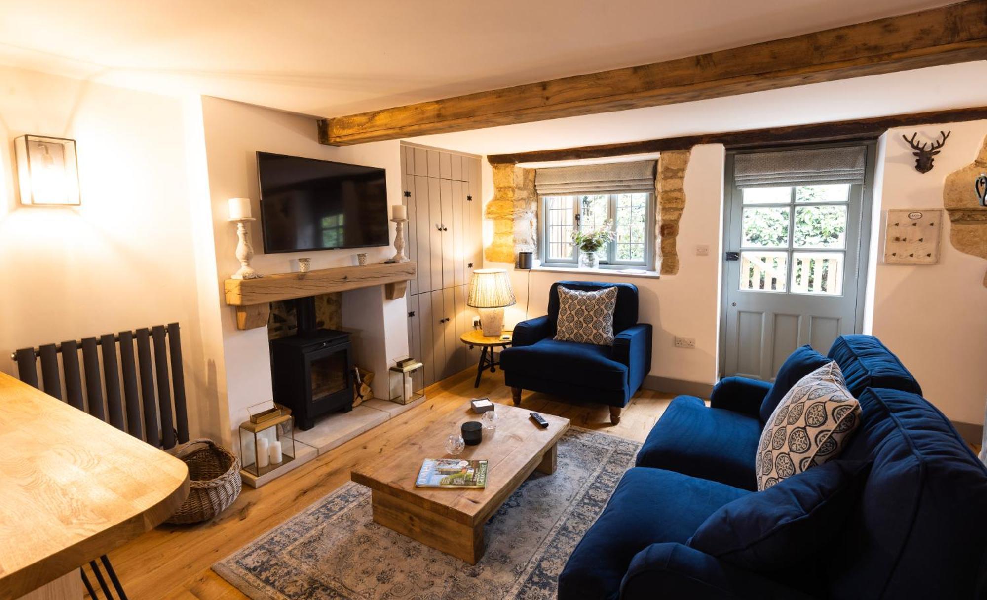 Cotswold Cottage With Hot Tub Bledington 外观 照片